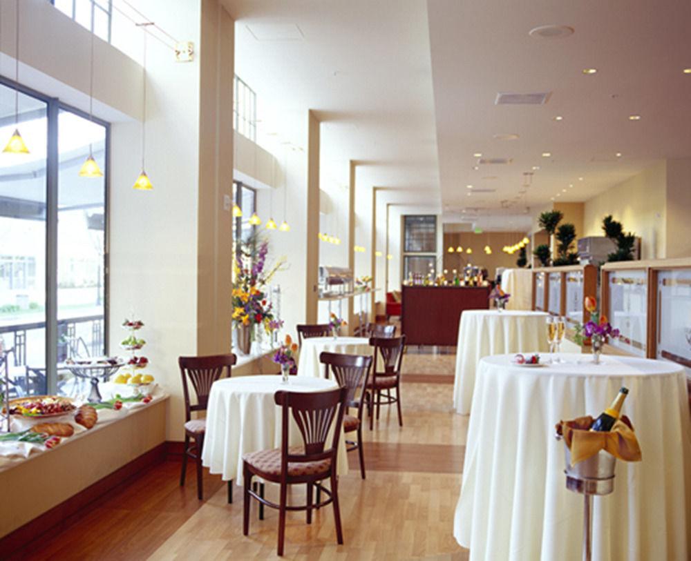 Sheraton Grand Sacramento Esterno foto