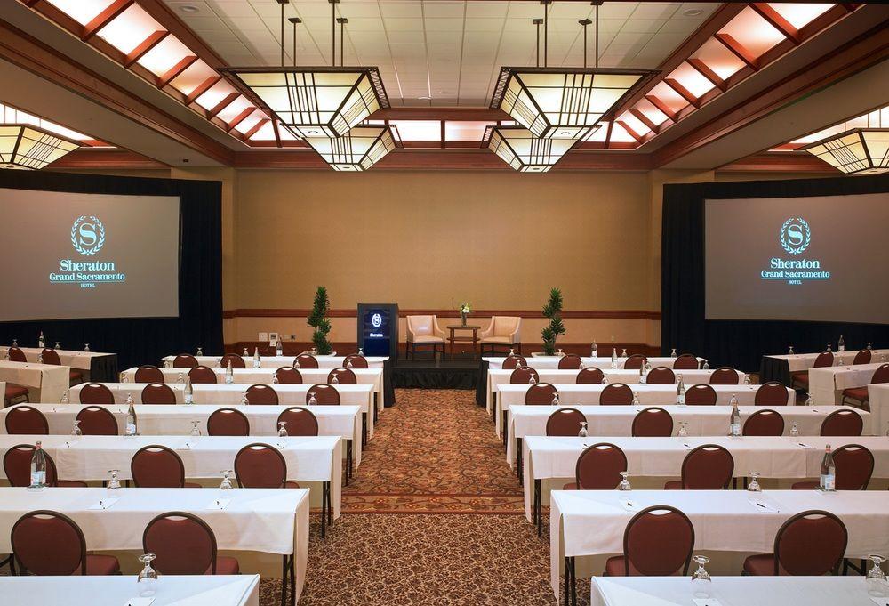 Sheraton Grand Sacramento Esterno foto