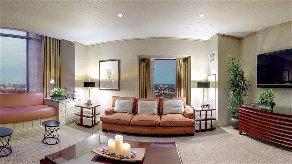 Sheraton Grand Sacramento Esterno foto