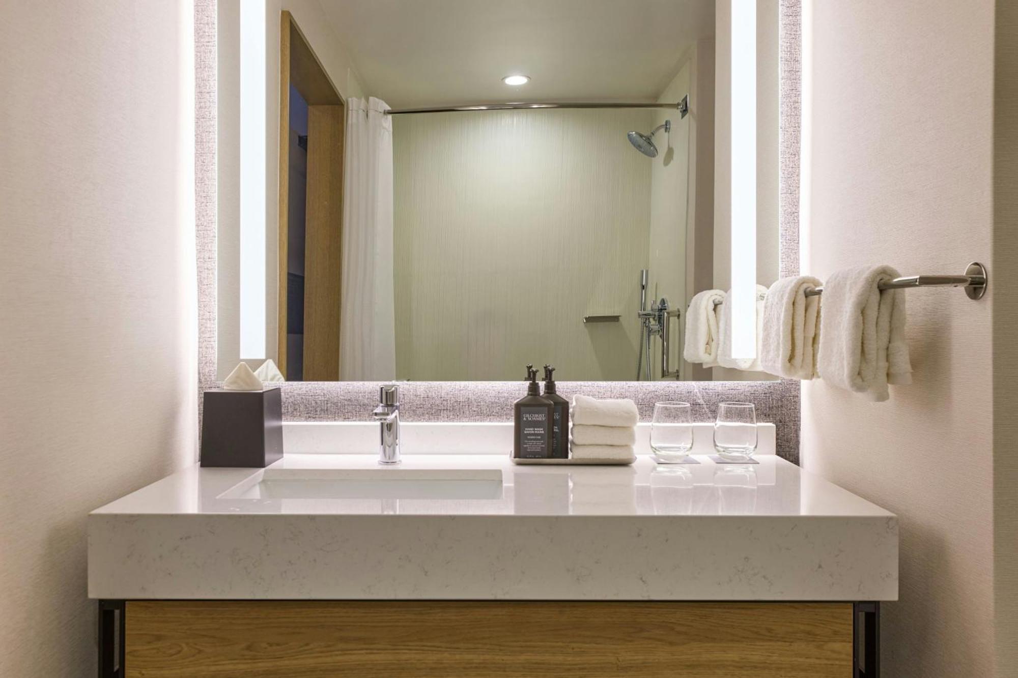 Sheraton Grand Sacramento Esterno foto