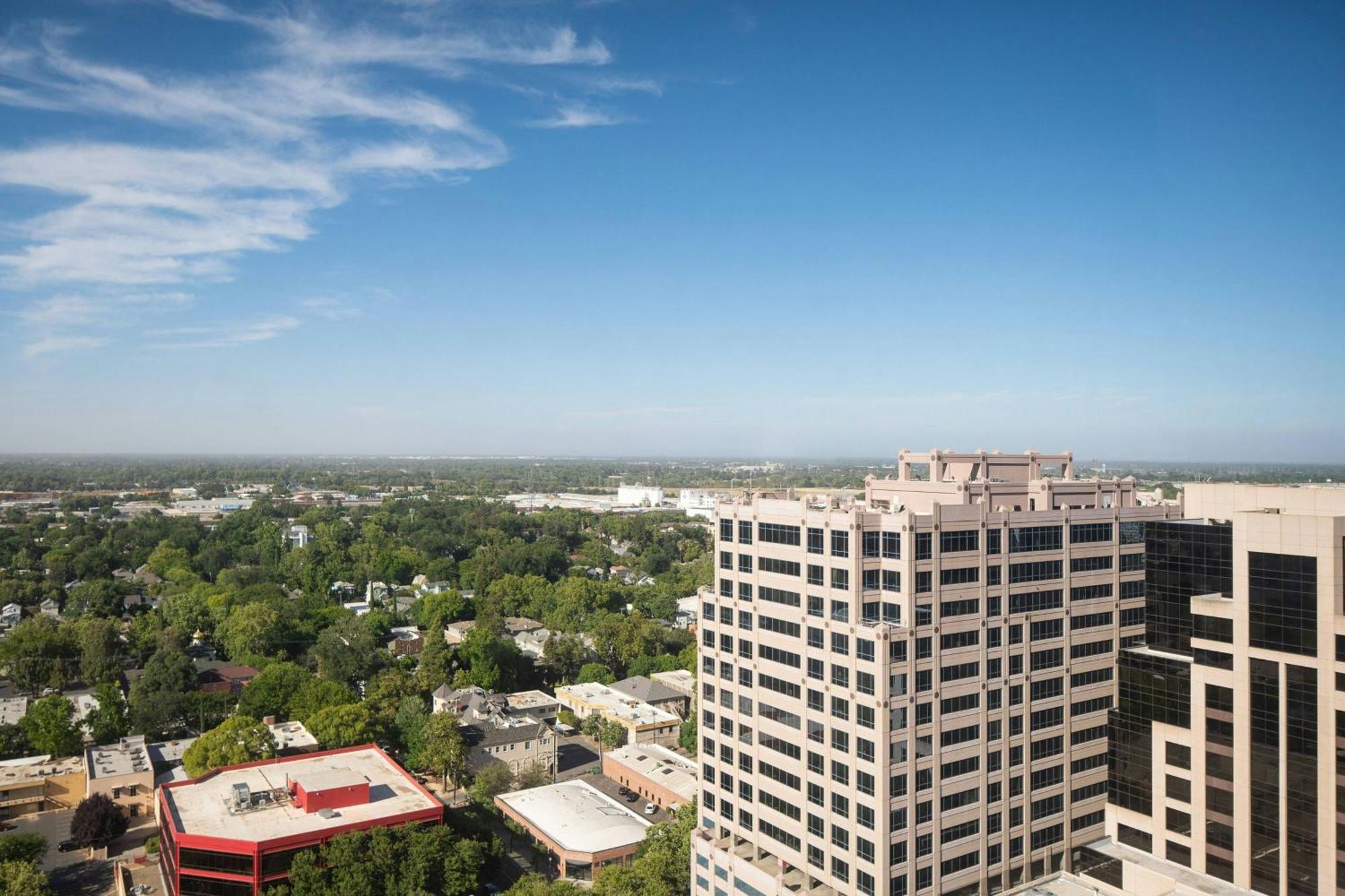 Sheraton Grand Sacramento Esterno foto