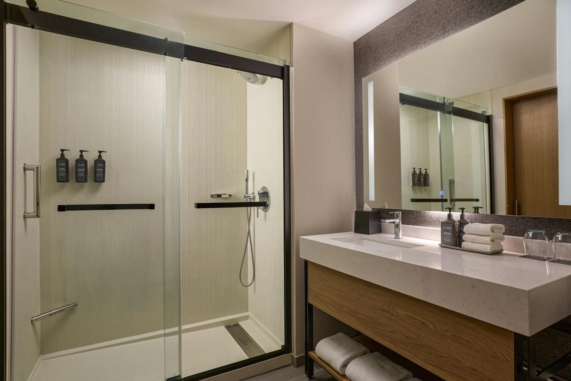 Sheraton Grand Sacramento Esterno foto