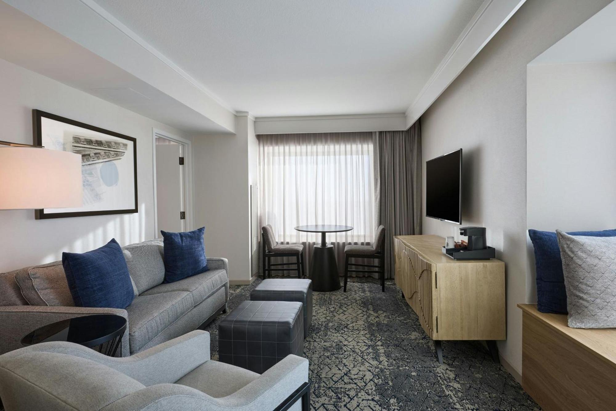 Sheraton Grand Sacramento Esterno foto