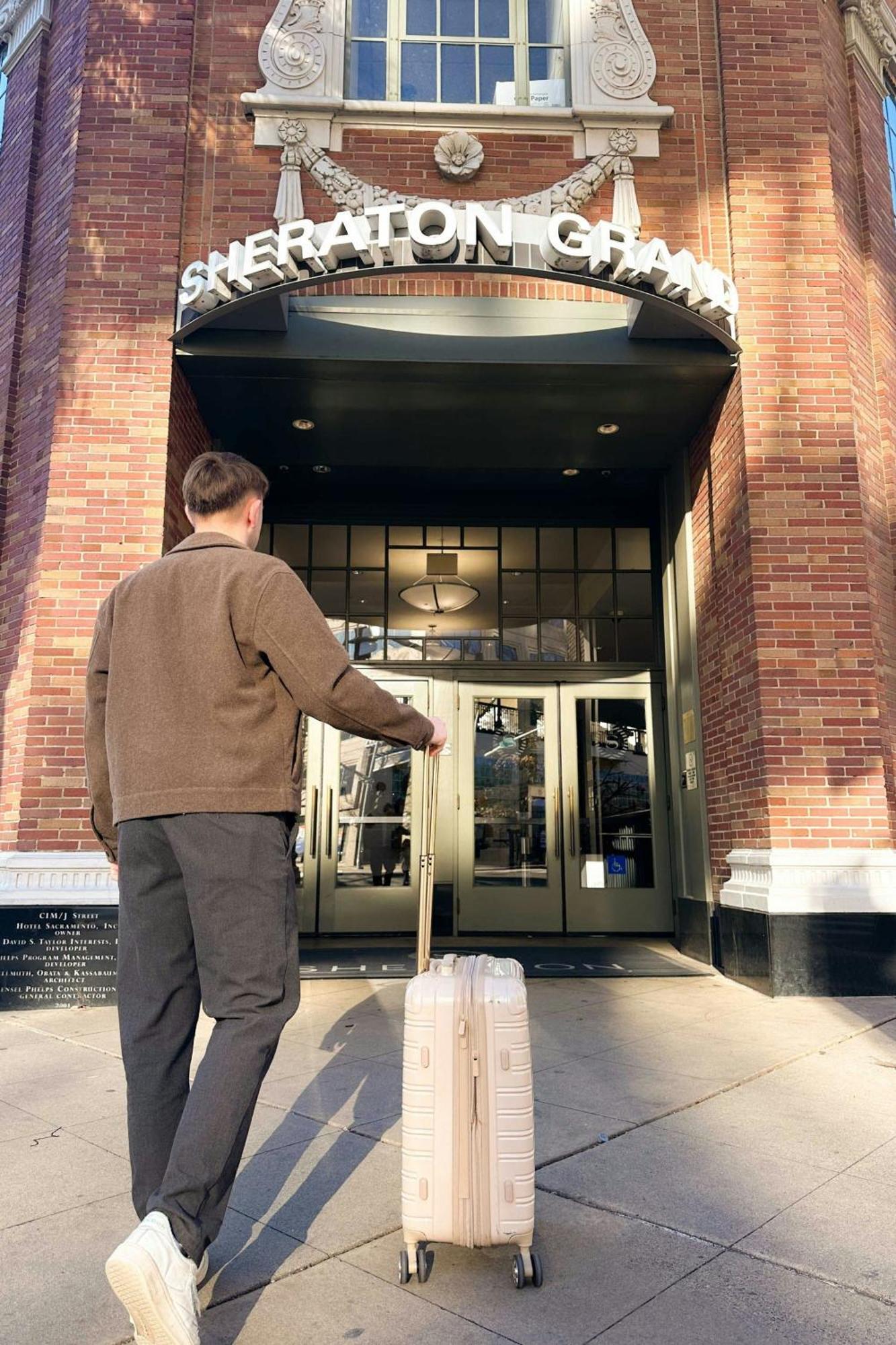 Sheraton Grand Sacramento Esterno foto