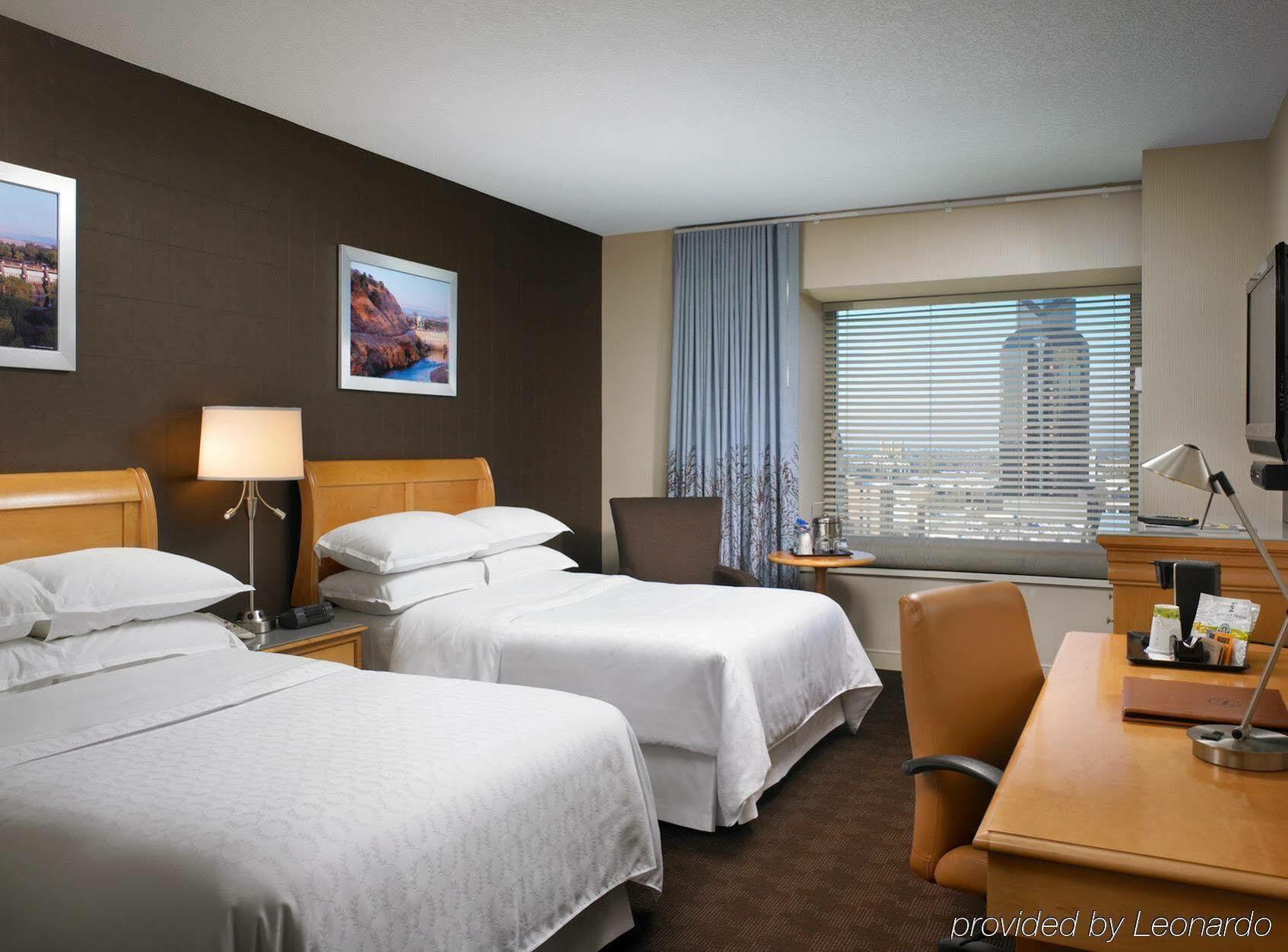 Sheraton Grand Sacramento Esterno foto
